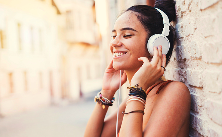 無料で音楽を聴けるアプリ